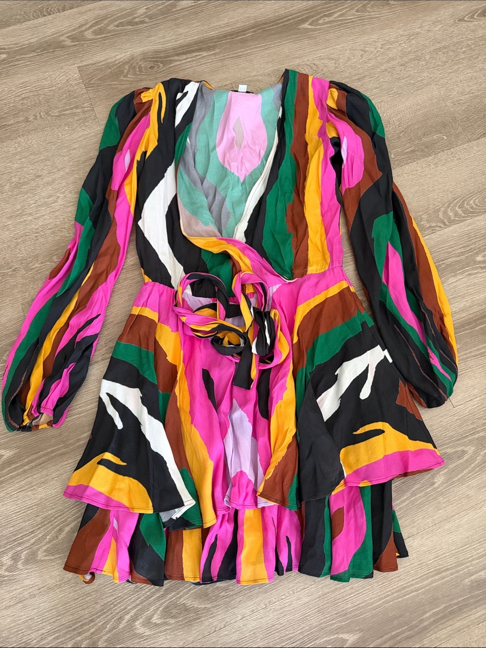 Multicolor V-Neck Long Sleeve Mini Dress with Waist Tie
